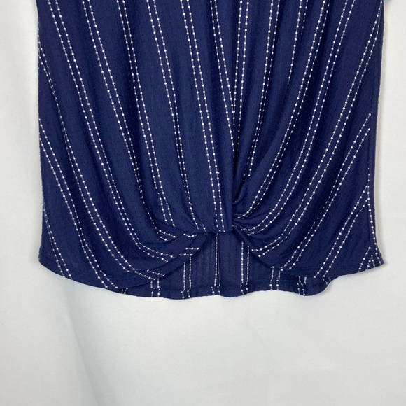 W5 Navy and White Striped Tie-Front Cap Sleeve Top Sz S Llightweight Soft Casual - Picture 3 of 9